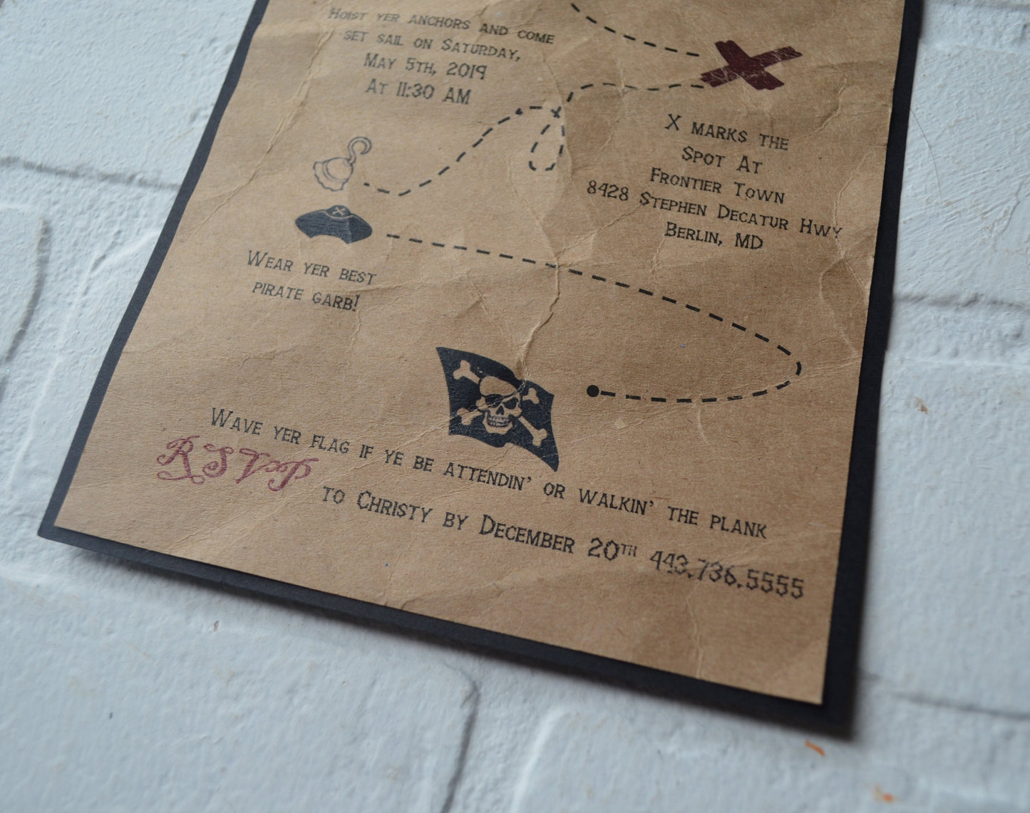 Pirate Birthday Party Invitations Treasure Map Skull cross bones invitations X marks the spot invites Boy/Girl Map invitations Pirate Party