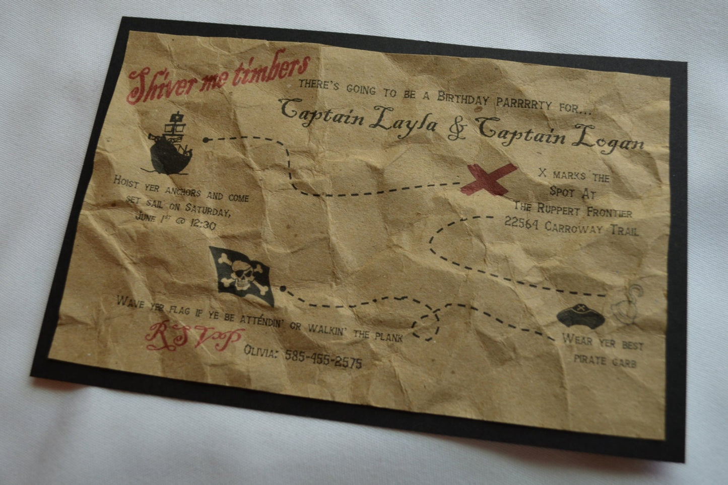 Pirate Birthday Party Invitations Treasure Map Skull cross bones invitations X marks the spot invites Boy/Girl Map invitations Pirate Party